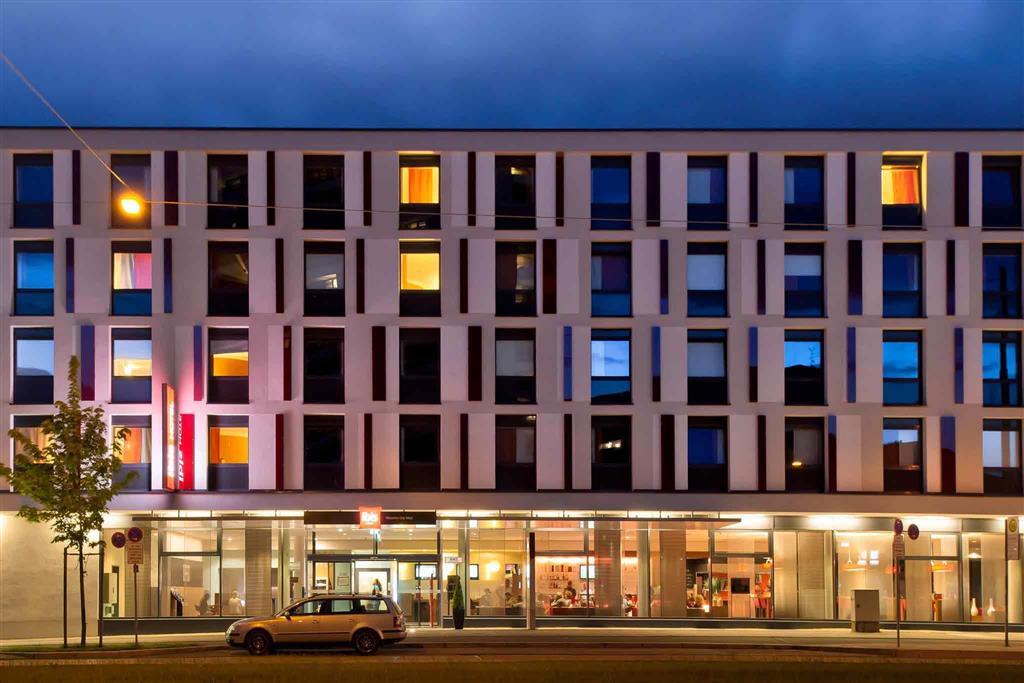 Ibis Hotel Muenchen City West Esterno foto