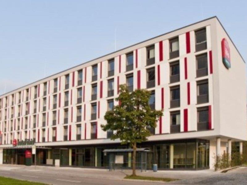 Ibis Hotel Muenchen City West Esterno foto